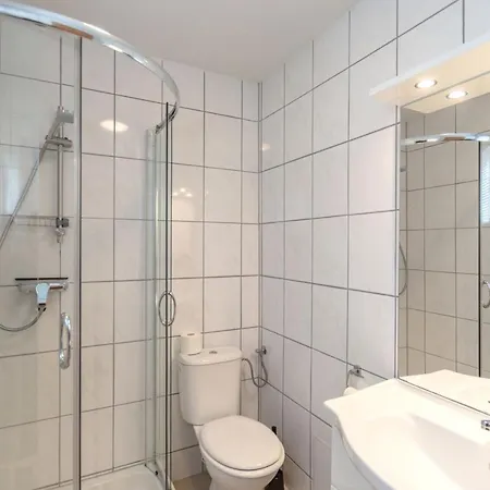 Lägenhet Ferienhaeuser Hitthim - Grieben